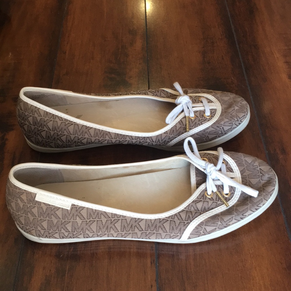 Michael Kors flats